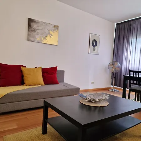 Riverside Tranquility Apartmán