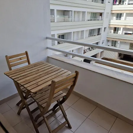 Riverside Tranquility Лиссабон